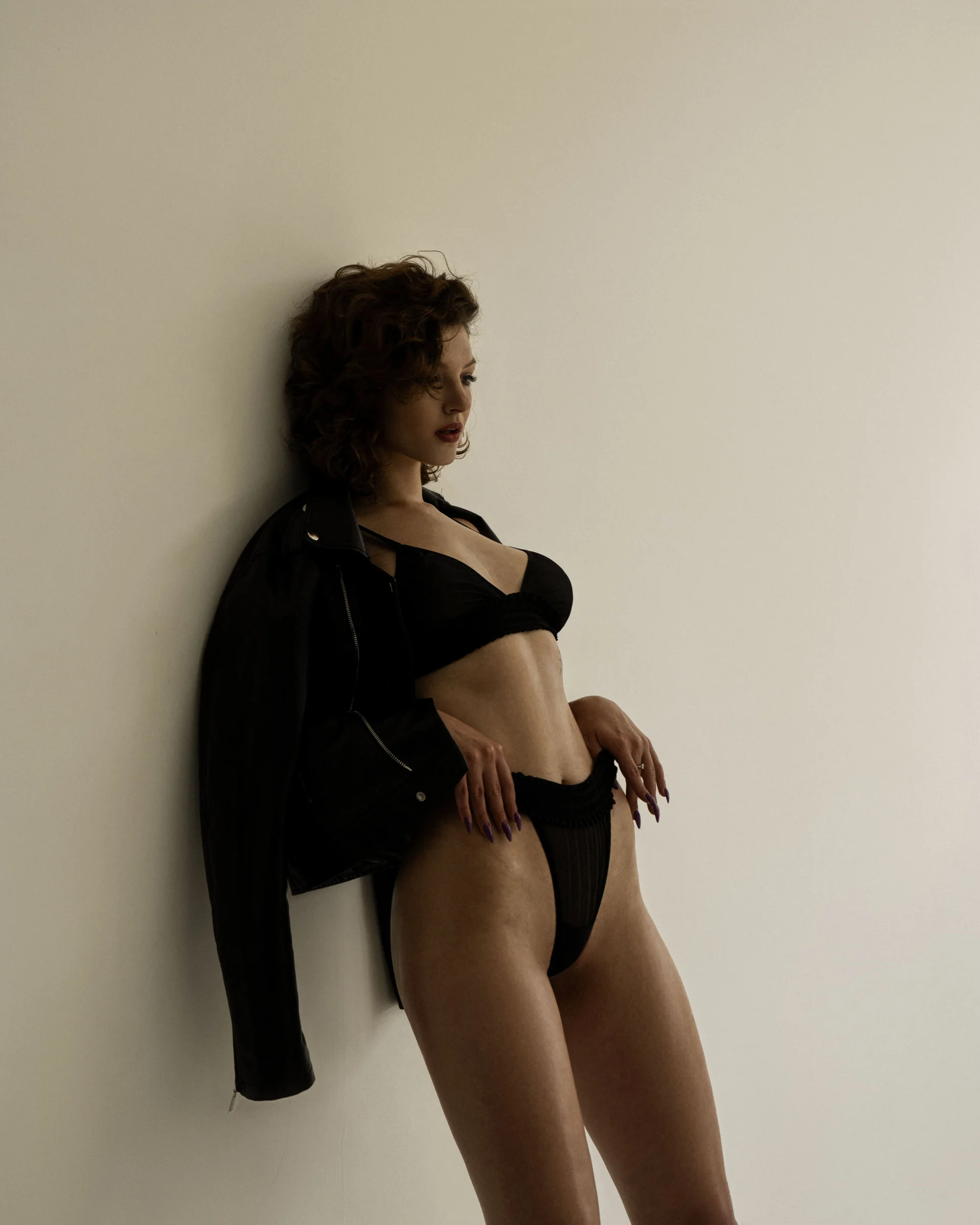 XXX Porn Photo of Nude AliceKingsleigh 2