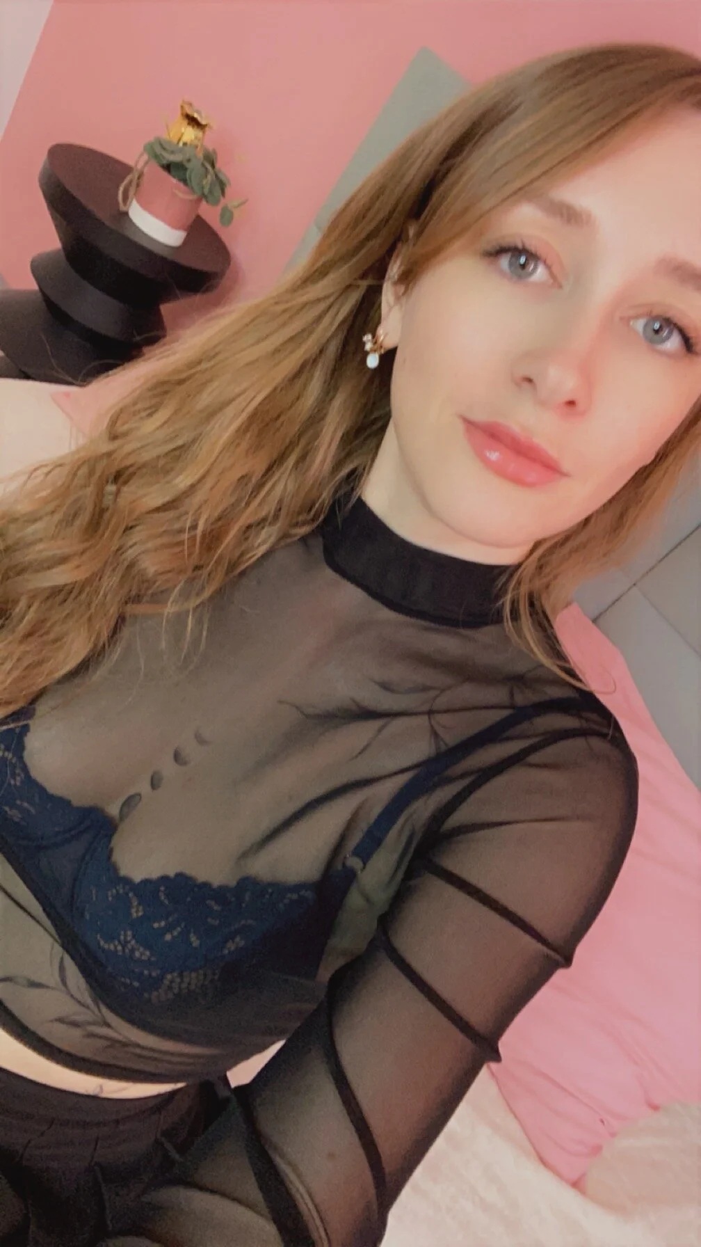 XXX Porn Photo of Nude evashiny_ 22