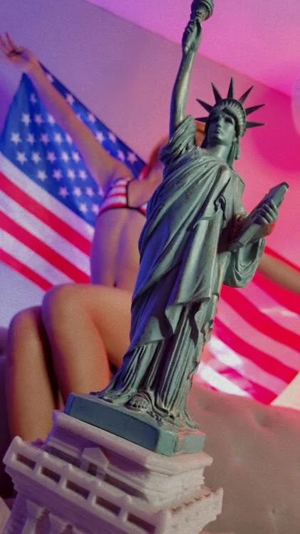 XXX Porn Photo of Nude Rodd__y 7