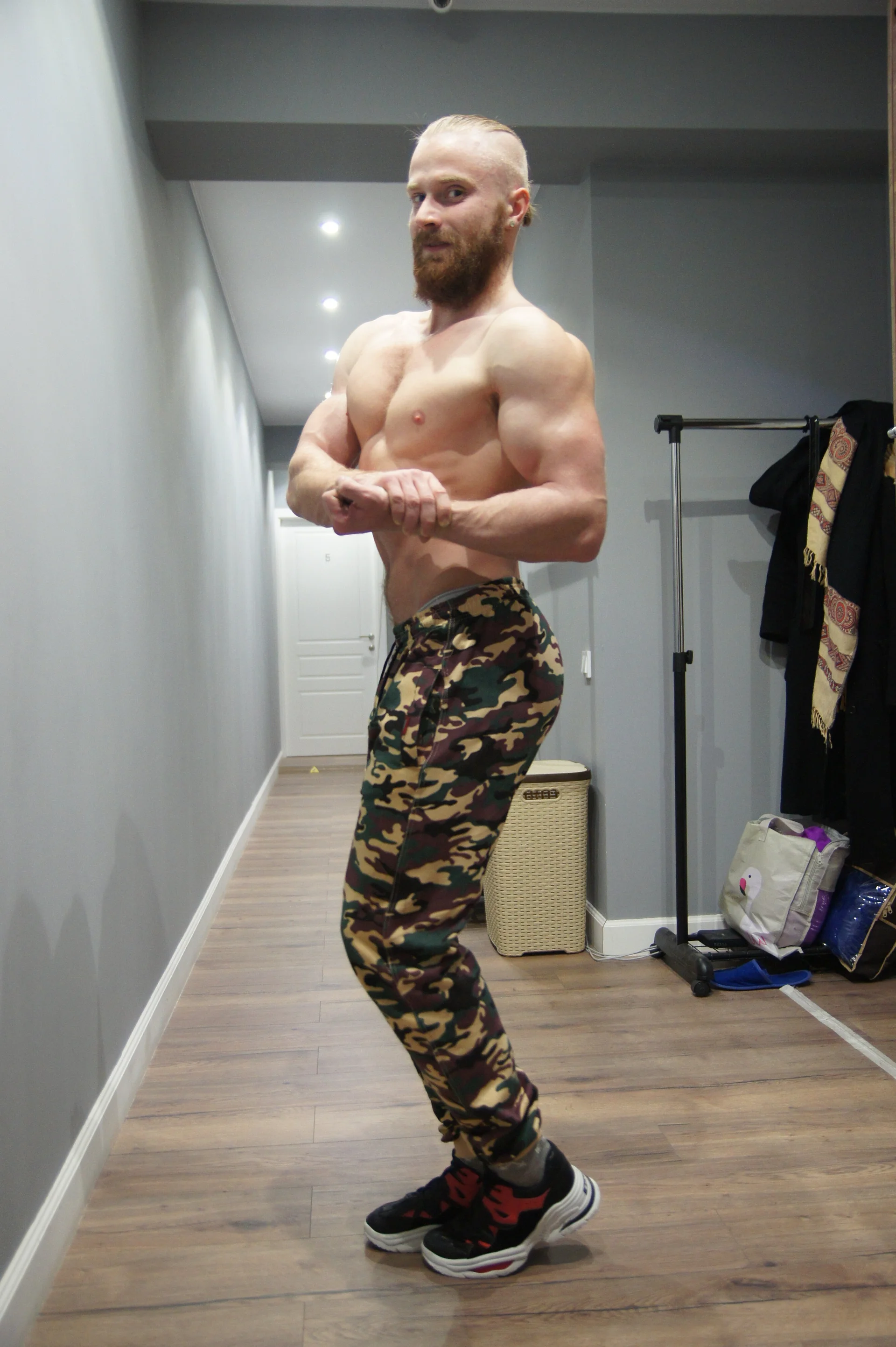 XXX Porn Photo of Nude Paul_Rolex 127