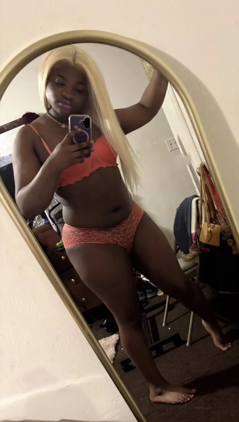 XXX Porn Photo of Nude quarigotbodyy 2