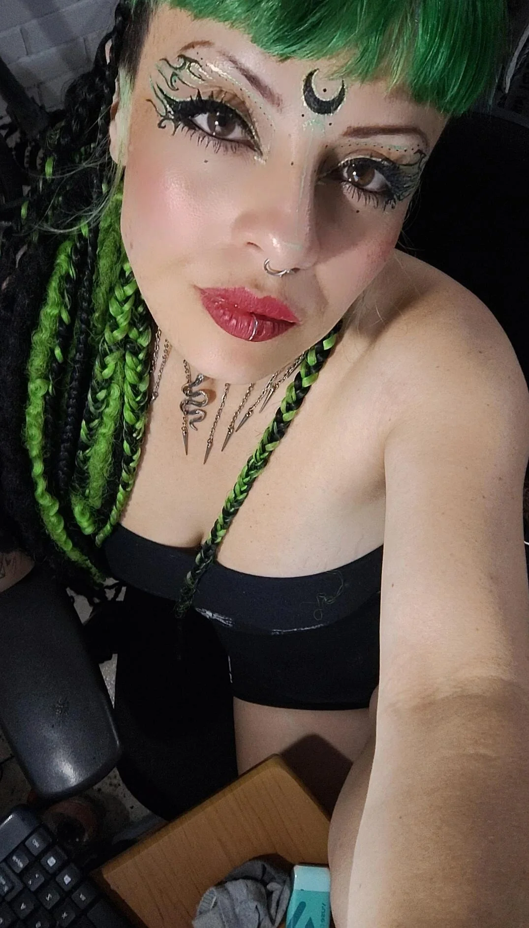 XXX Porn Photo of Nude freyaa_sorcerees 15