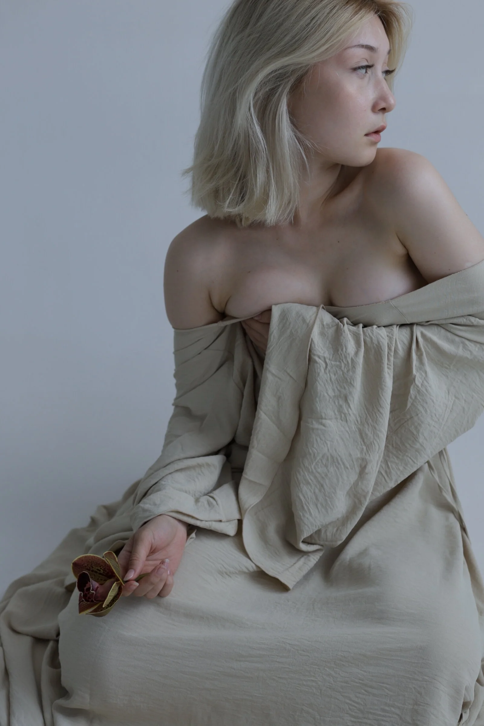 XXX Porn Photo of Nude BlissfulDreams 23