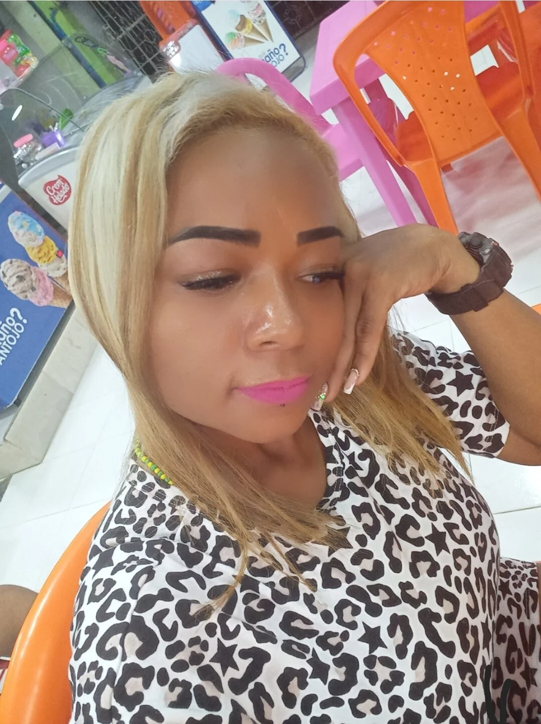 XXX Porn Photo of Nude gatadeojosclaros 2