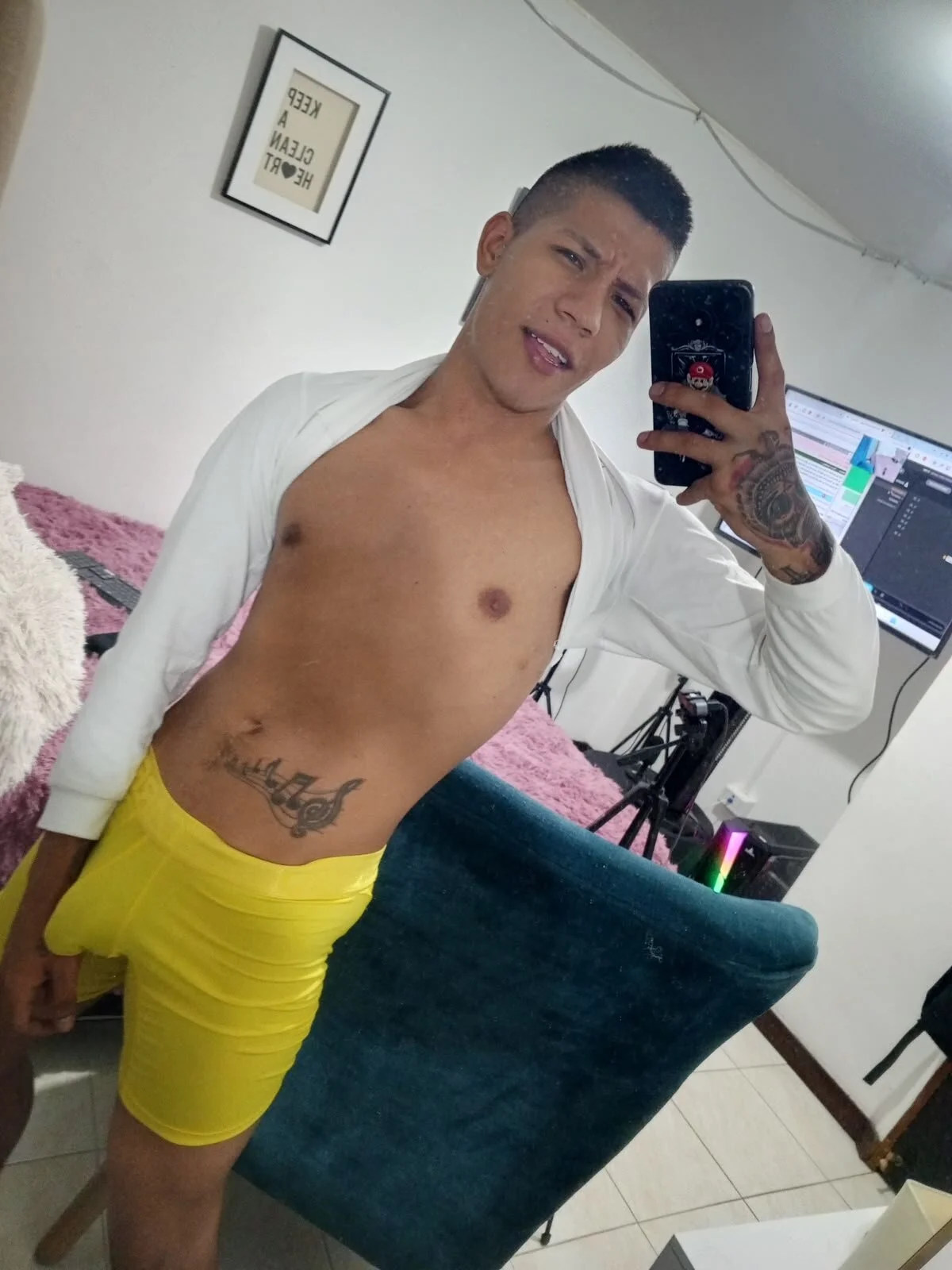 XXX Porn Photo of Nude ihan_hot 13