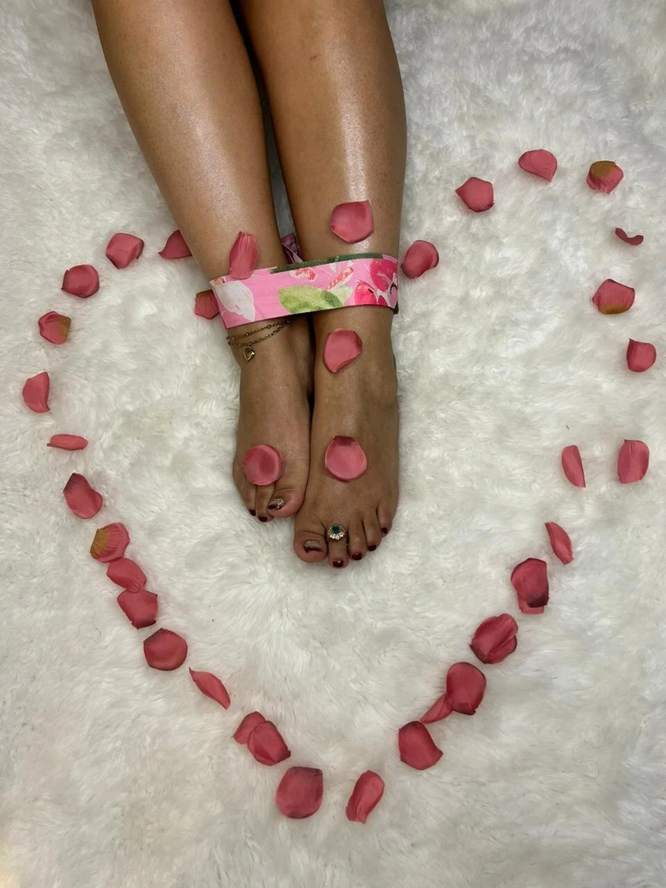 XXX Porn Photo of Nude yuliana_sexyfeet 1