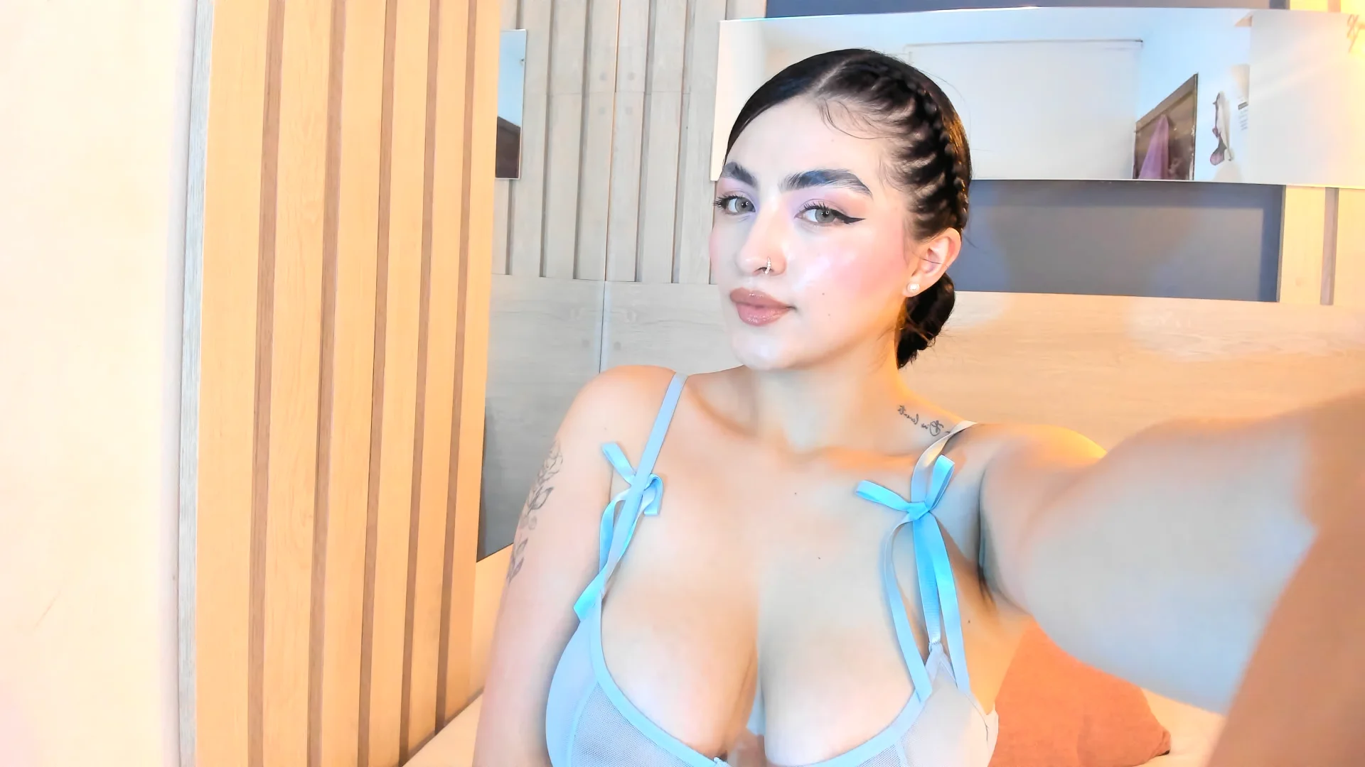 XXX Porn Photo of Nude miel_gomez 40