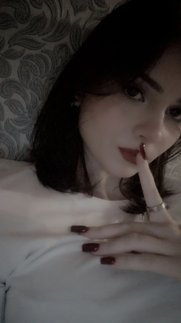 XXX Porn Photo of Nude Kitti__ 4