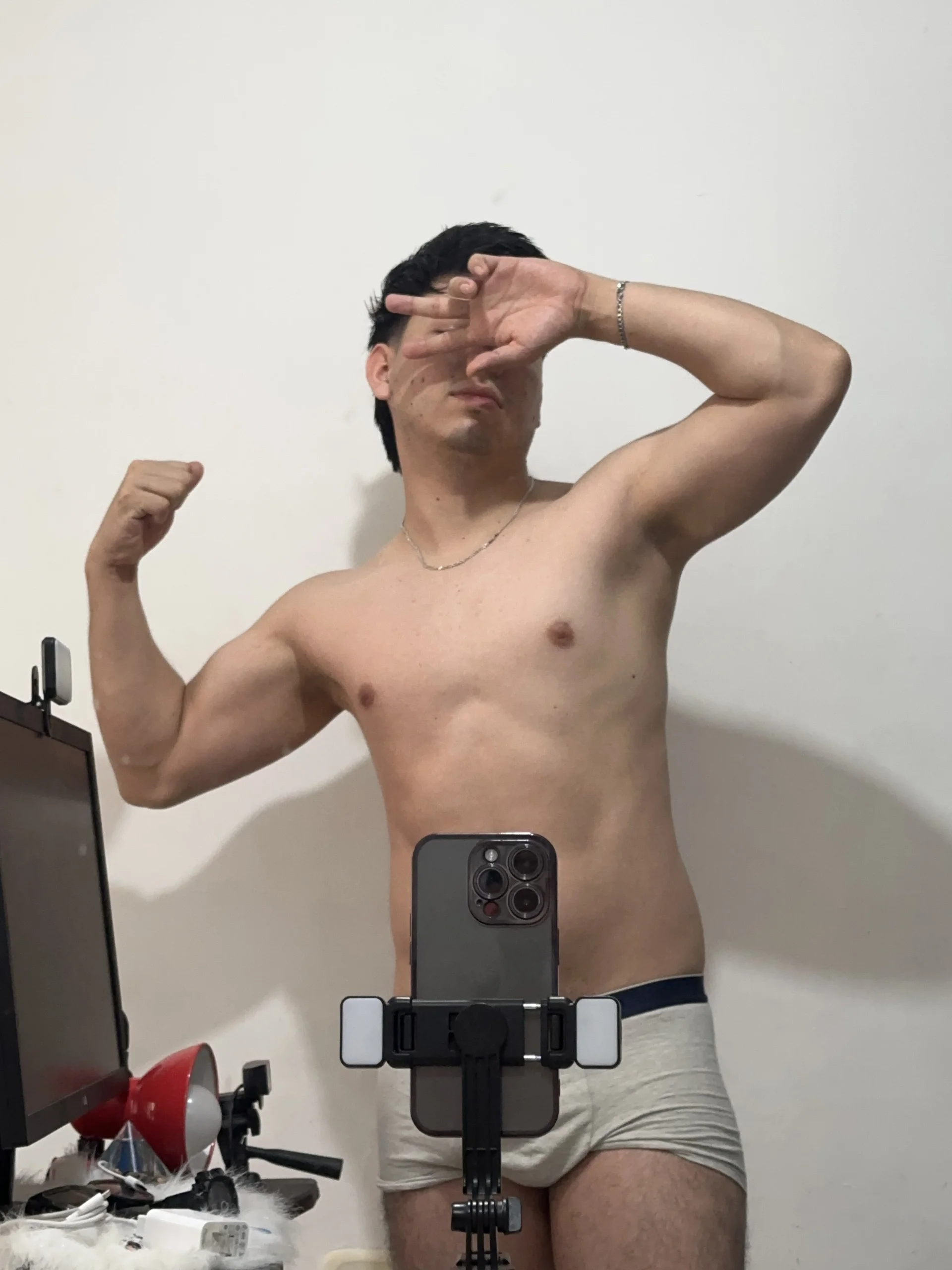 XXX Porn Photo of Nude Andy-222 8