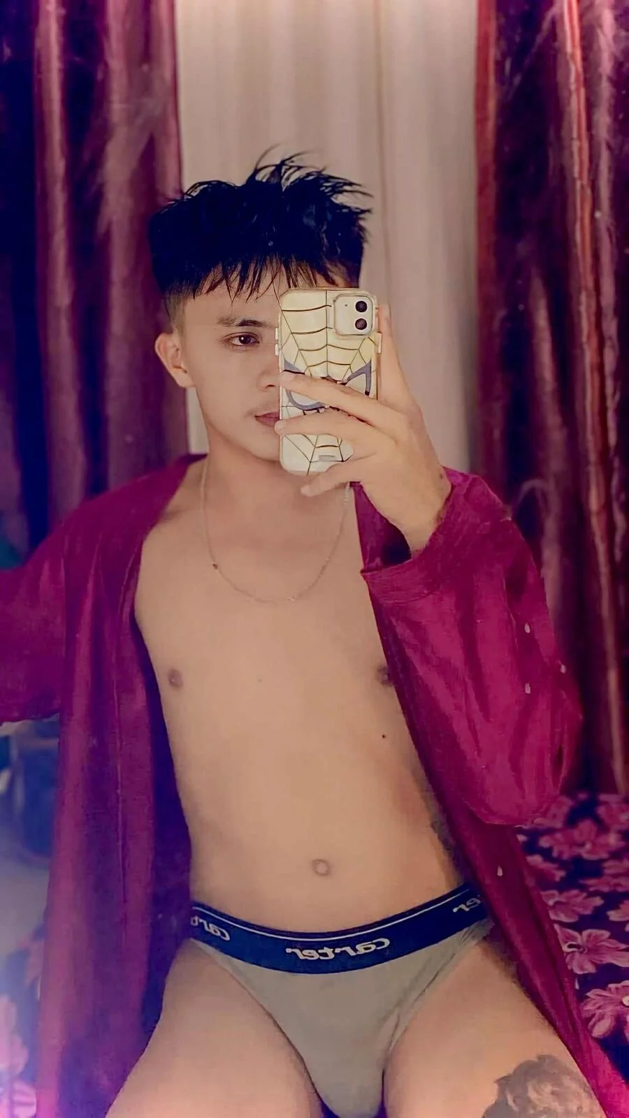 XXX Porn Photo of Nude ur_twinkKirk6969 1