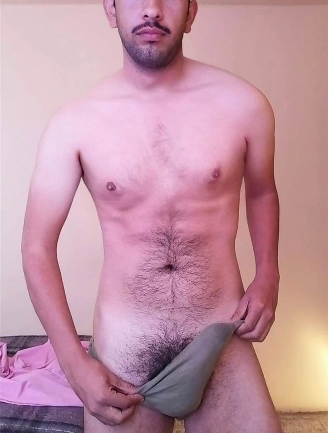 XXX Porn Photo of Nude Albertoanaya 31