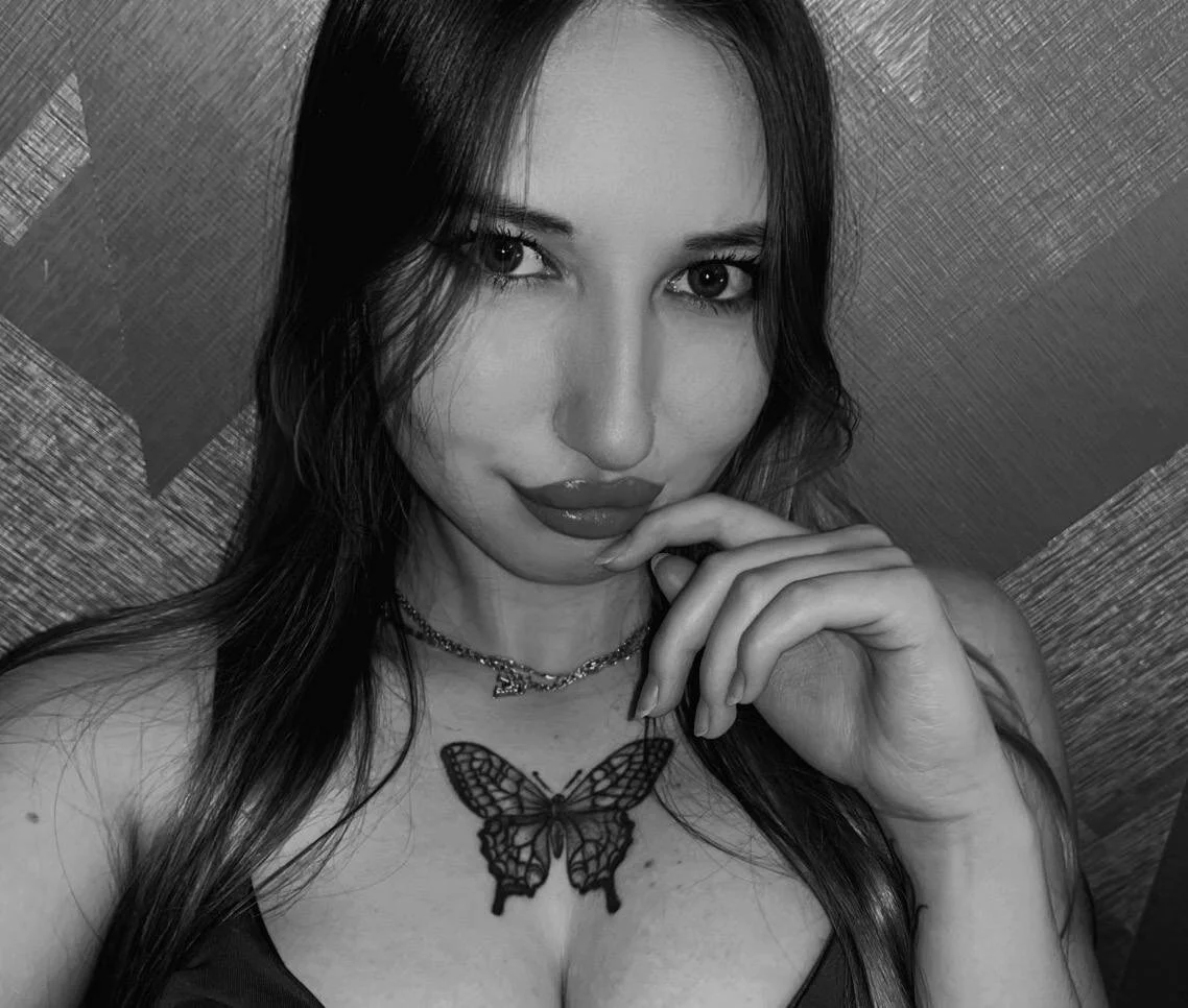 Lilyy_Lark