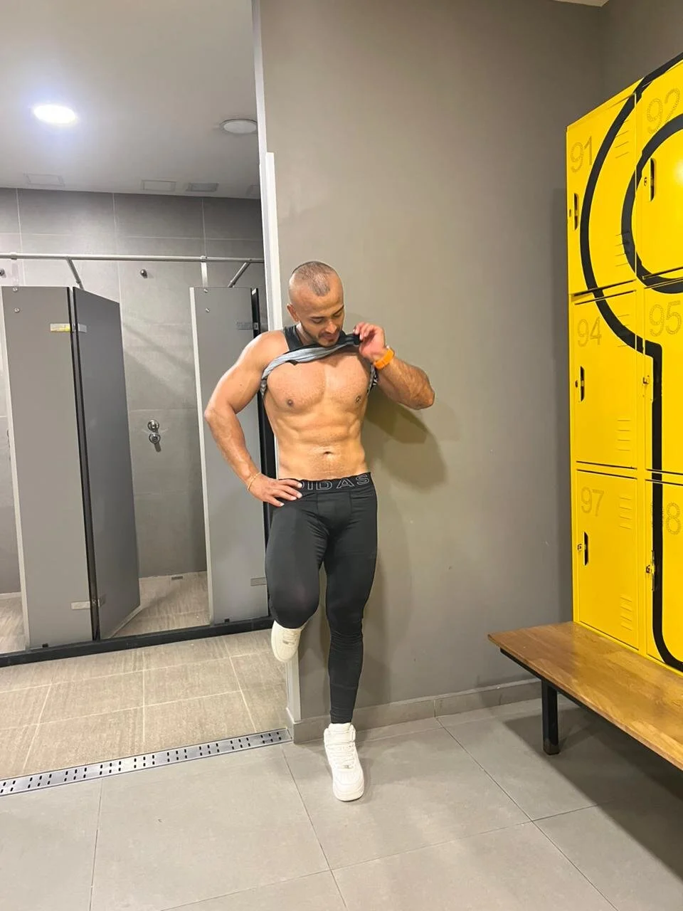 XXX Porn Photo of Nude magnusclark 60