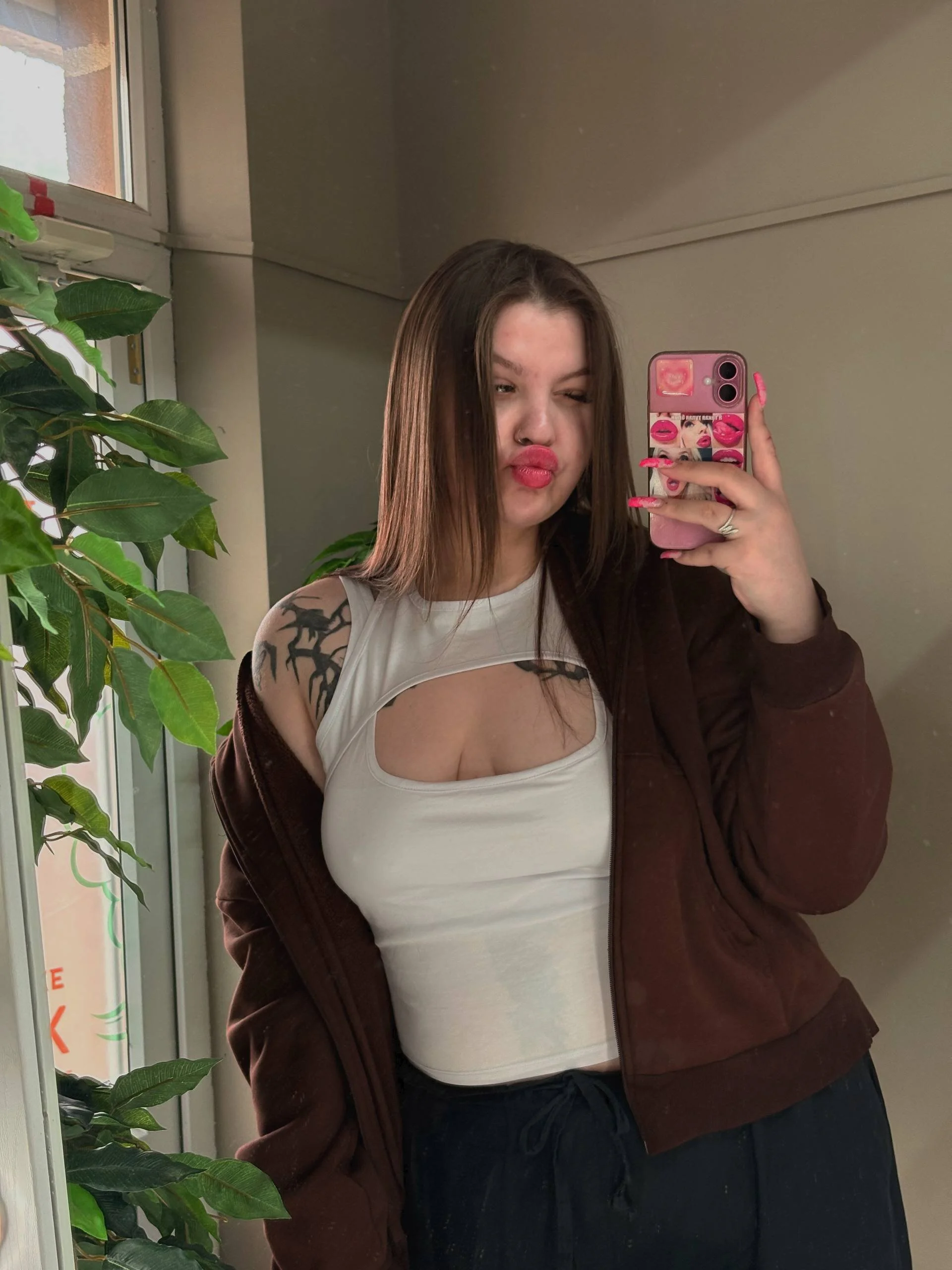 XXX Porn Photo of Nude Alice_Moorr 8