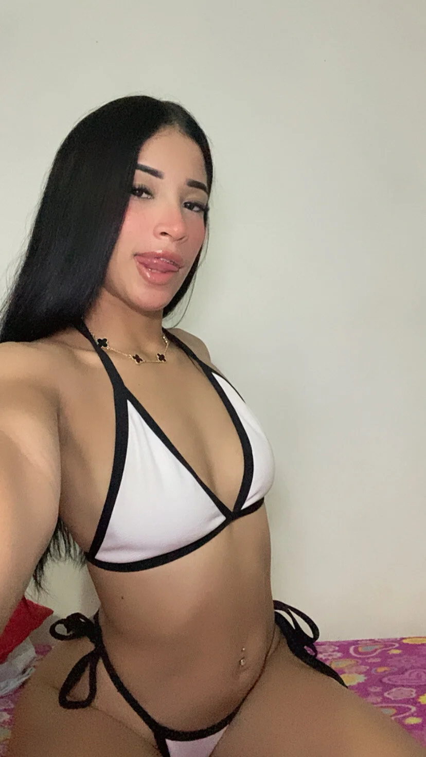 XXX Porn Photo of Nude Nicole_cute1 18