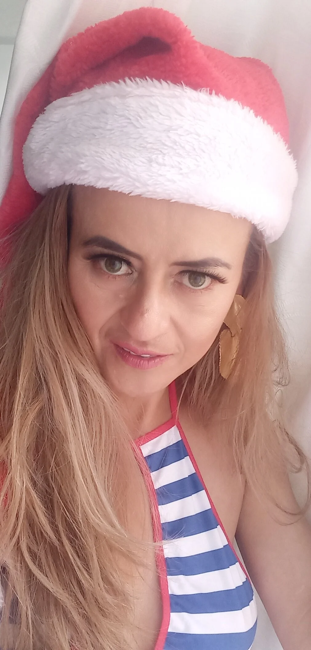 XXX Porn Photo of Nude magenta_maturr 96