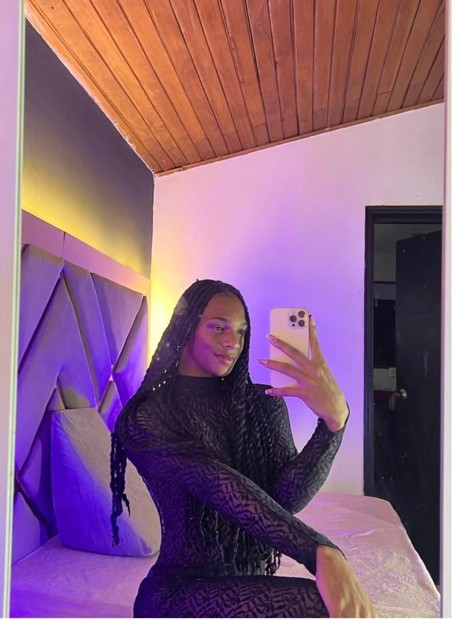 XXX Porn Photo of Nude Raven_kiss 2