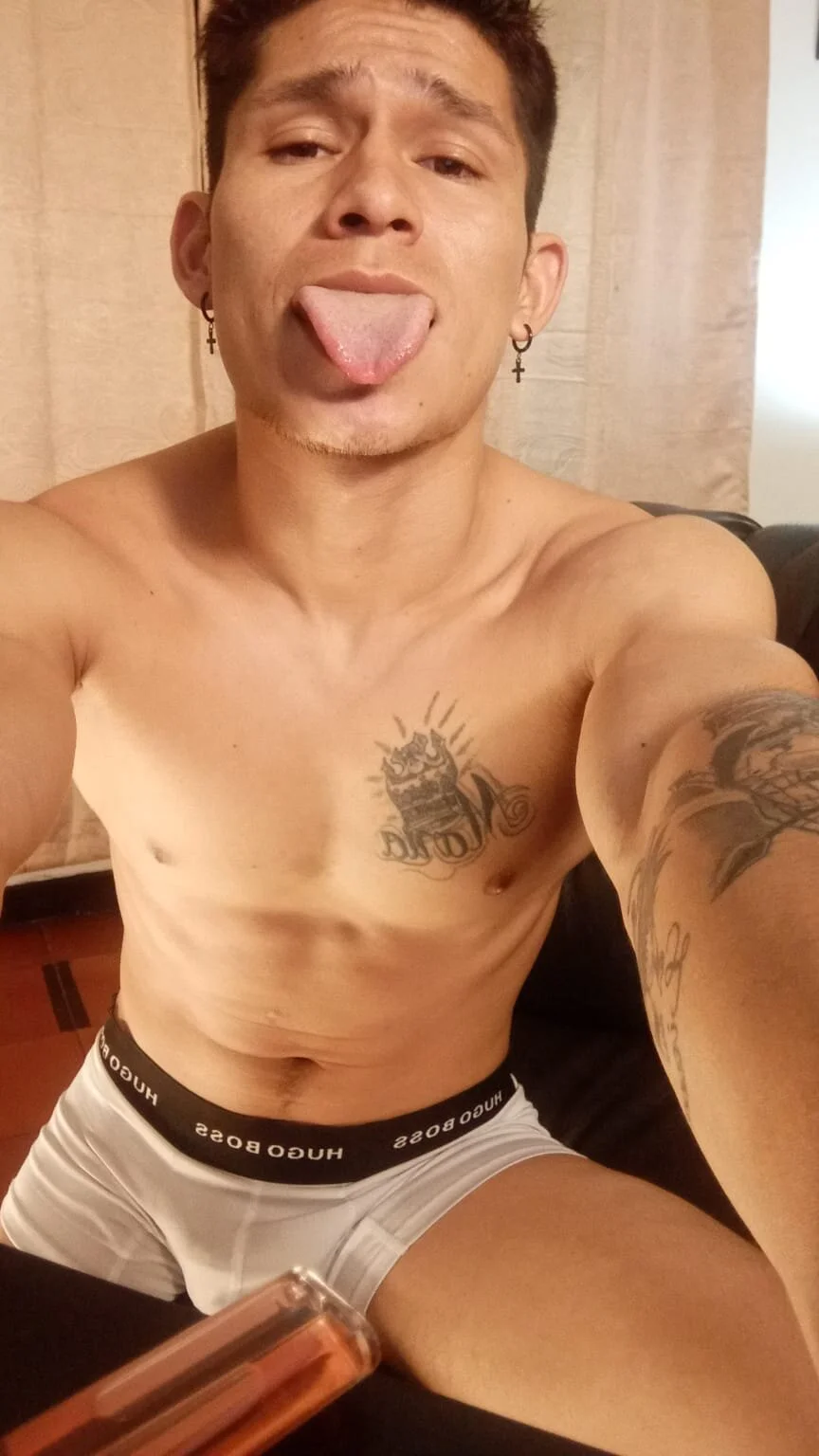 XXX Porn Photo of Nude axel_moreno 2
