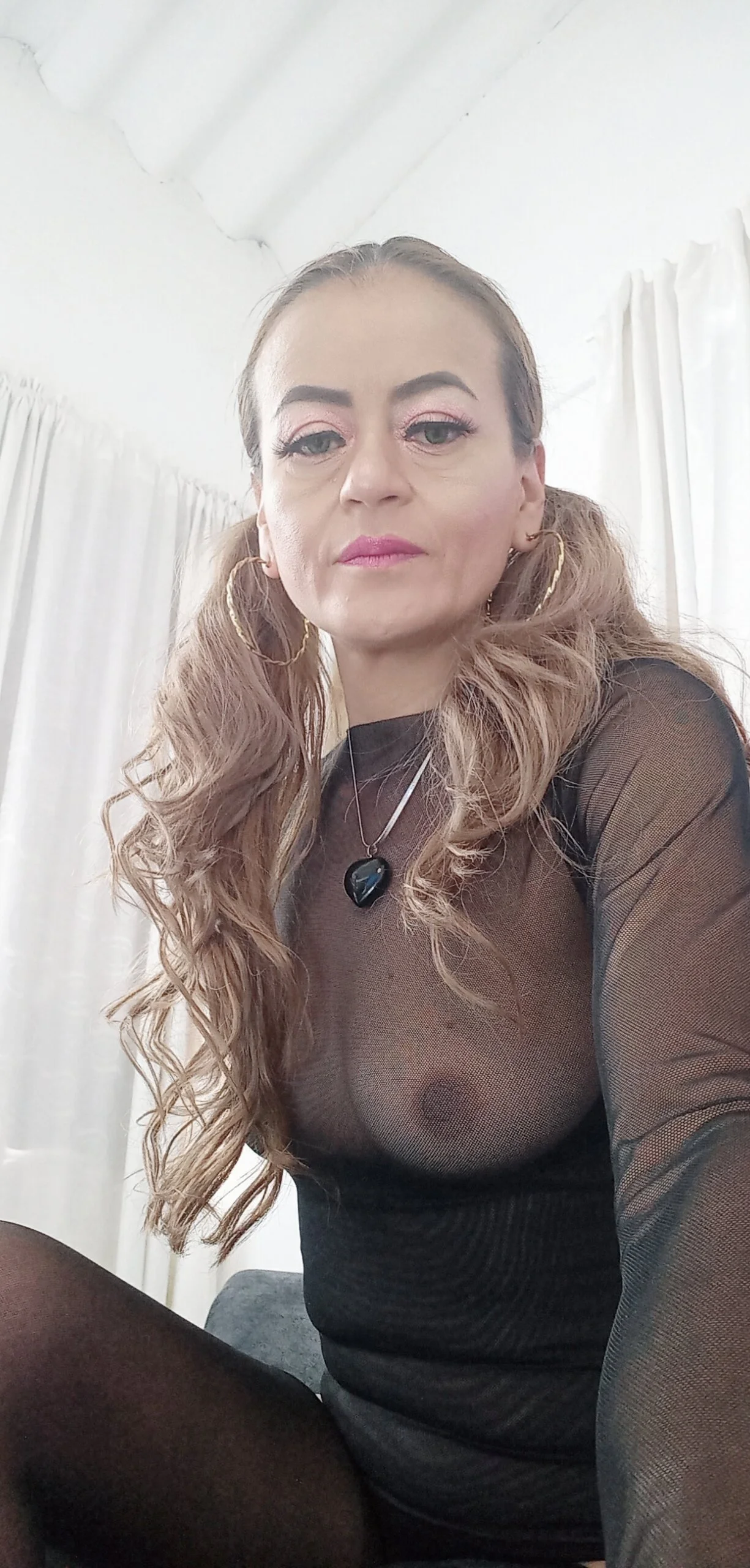 XXX Porn Photo of Nude magenta_maturr 150