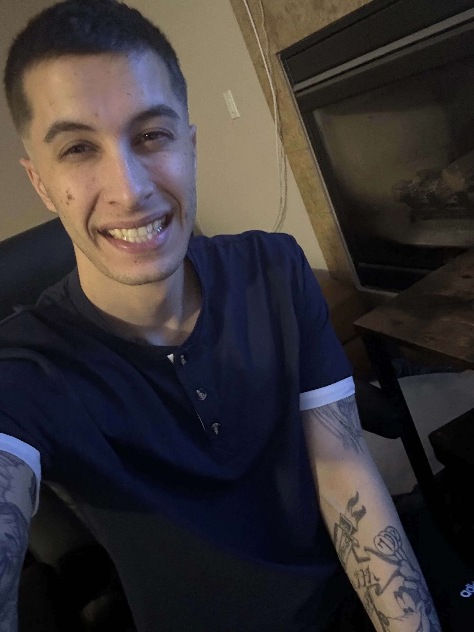 XXX Porn Photo of Nude JuicyJoshy 91