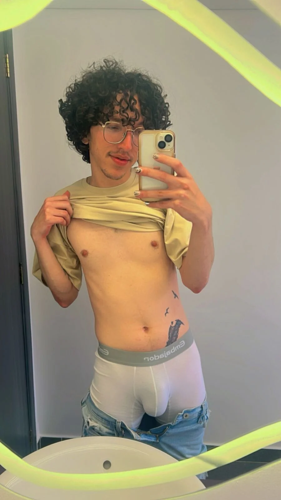 XXX Porn Photo of Nude Orlandodcn_69 13