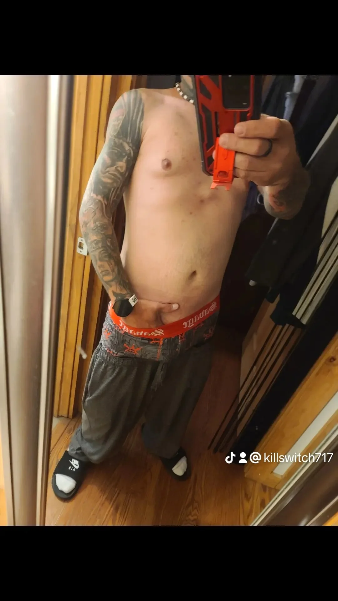 XXX Porn Photo of Nude smoke777999 3