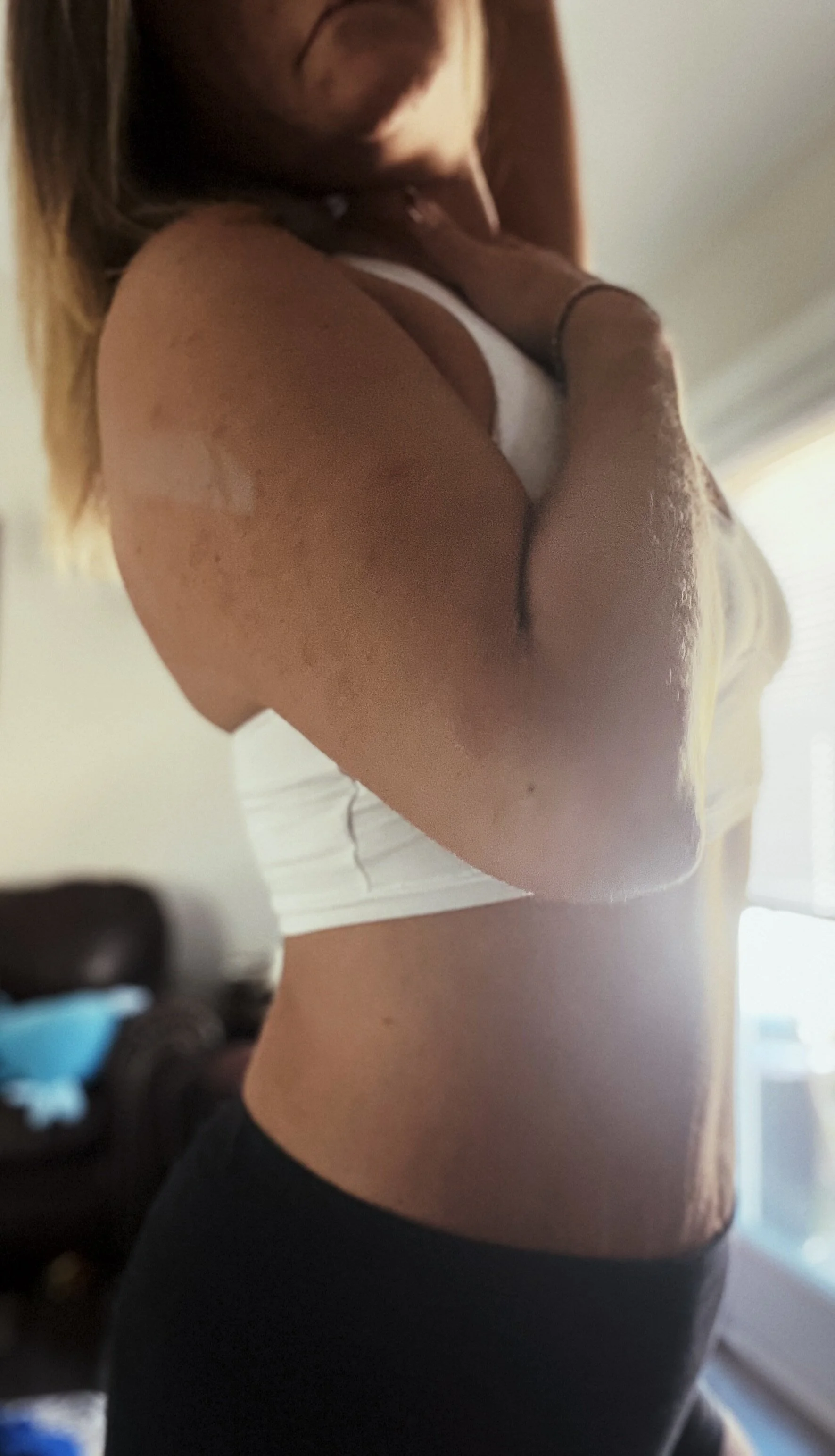 XXX Porn Photo of Nude MissFeralFox 6