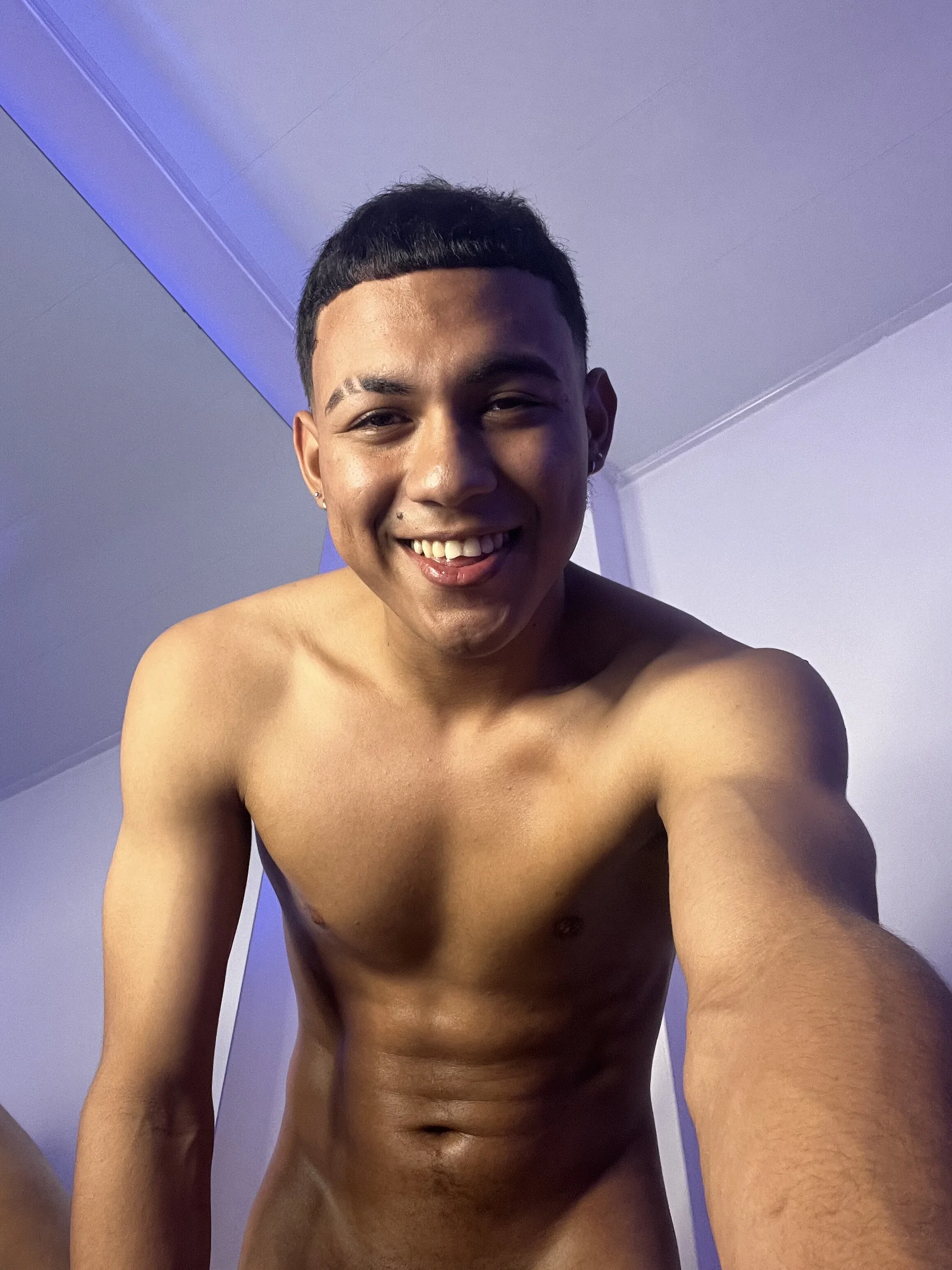 XXX Porn Photo of Nude Liamsubtle01 14