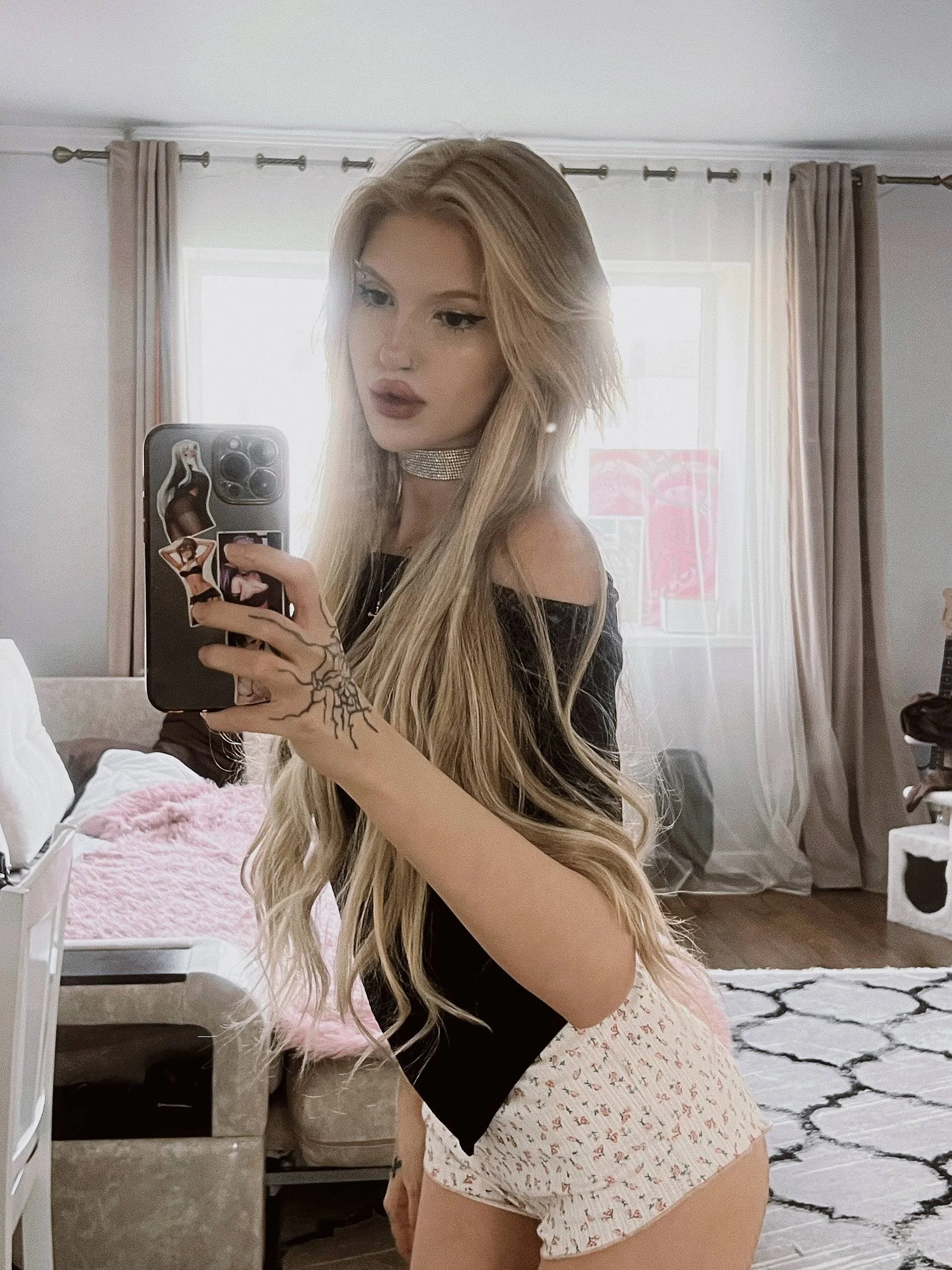 XXX Porn Photo of Nude MollyBat 13