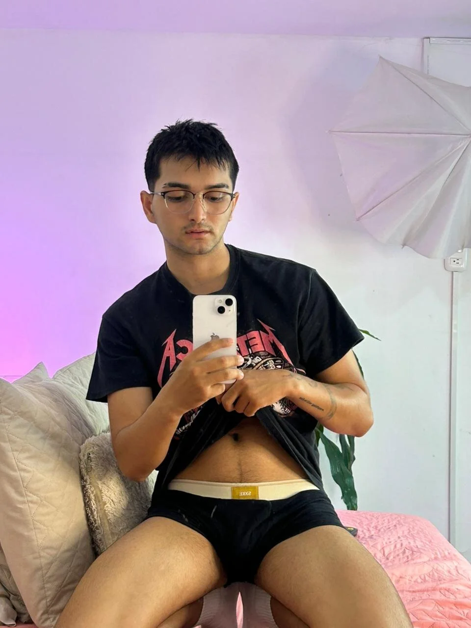 XXX Porn Photo of Nude Archie_77 8