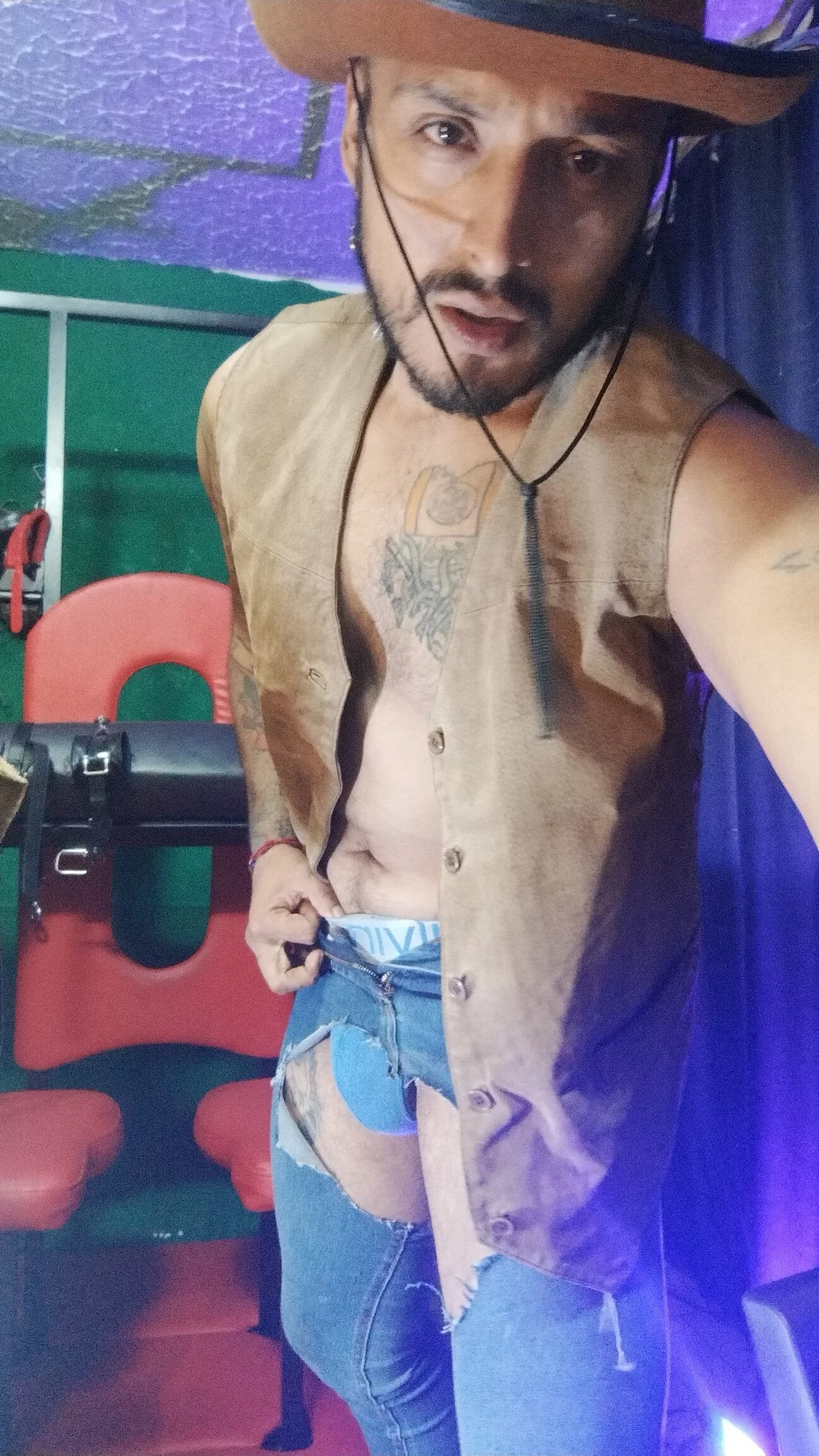 XXX Porn Photo of Nude KenllyH 11