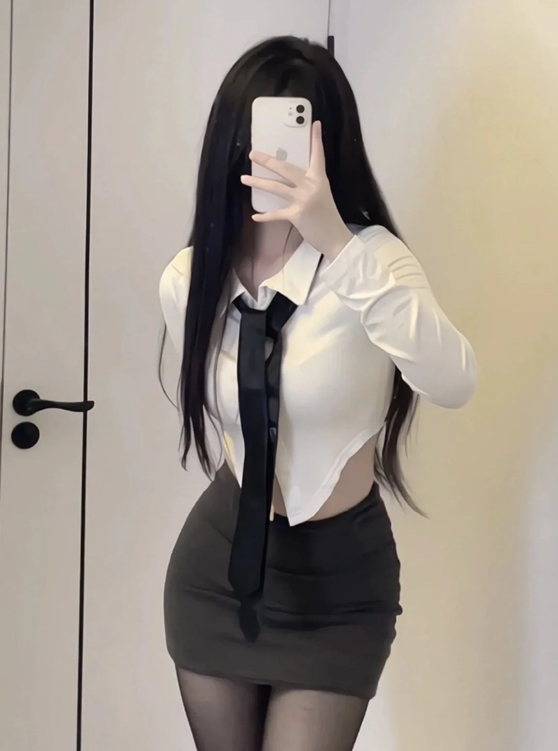 XXX Porn Photo of Nude Suryy_surry 1