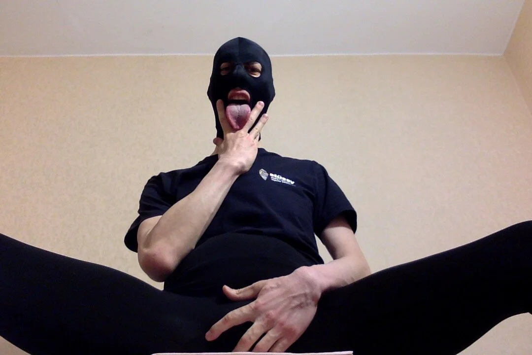 XXX Porn Photo of Nude HandsomeAlfie 9
