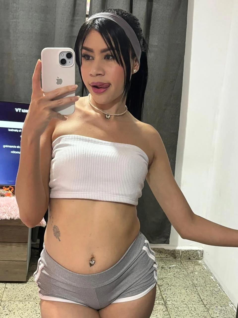 XXX Porn Photo of Nude viky_hot 9