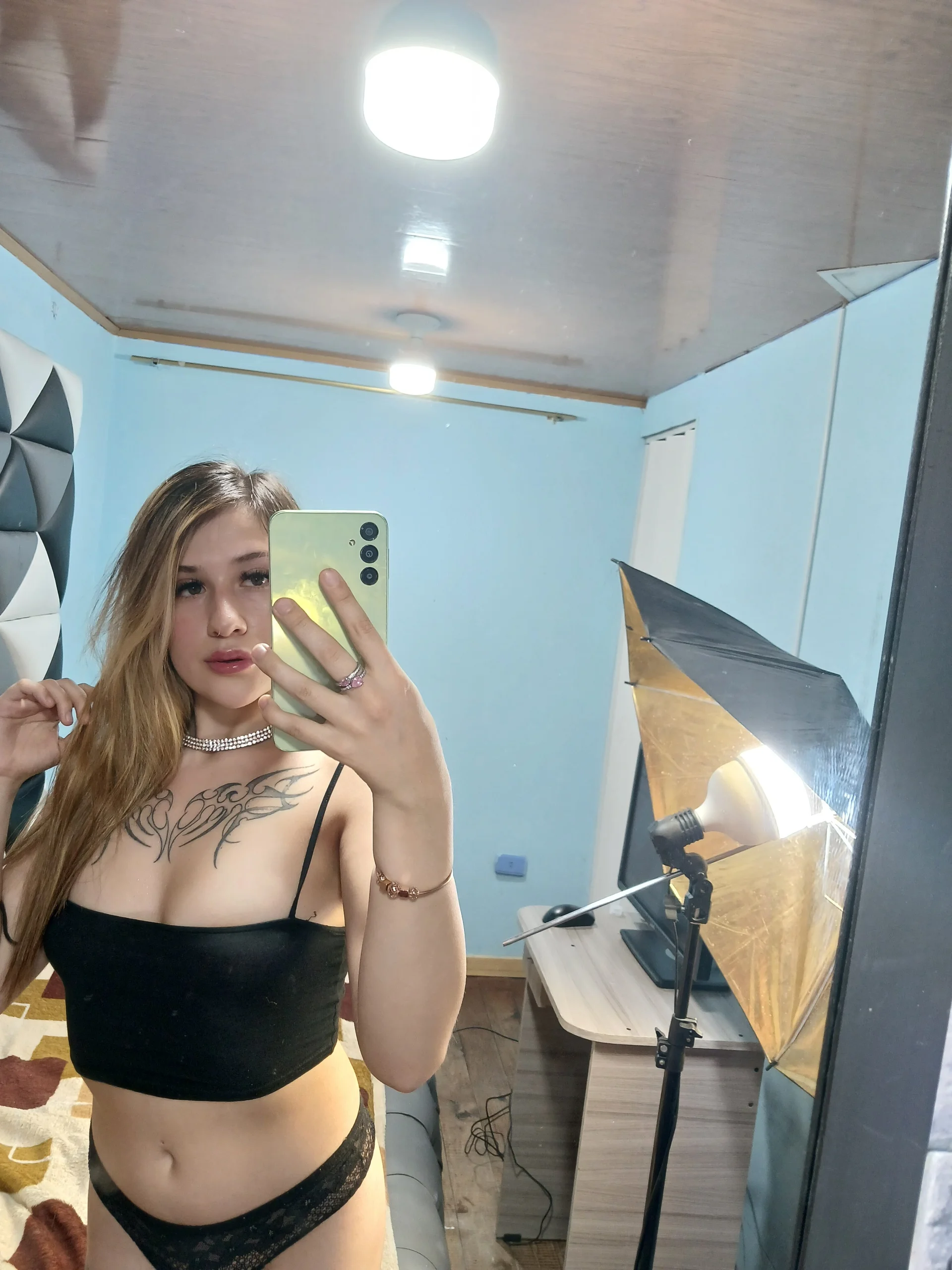 XXX Porn Photo of Nude GirlAngell 70