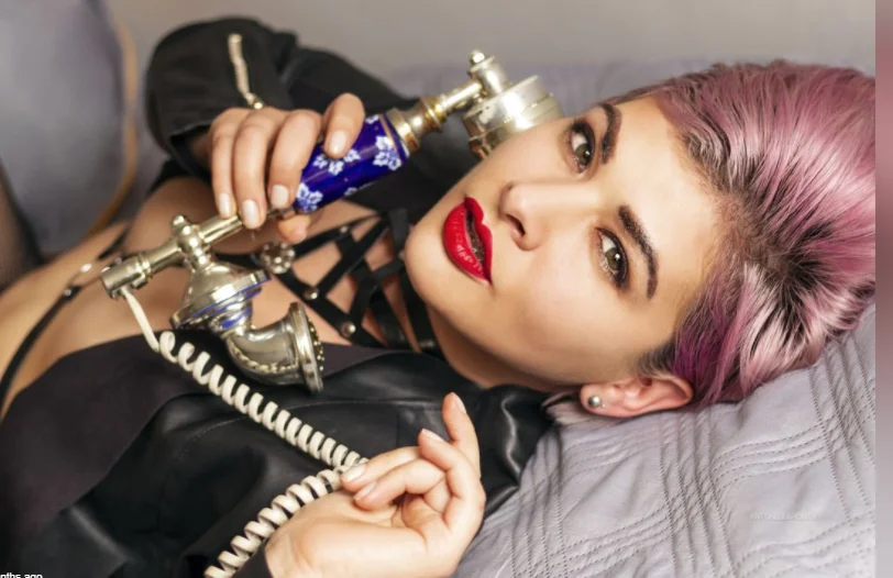 XXX Porn Photo of Nude queen_fetish 5
