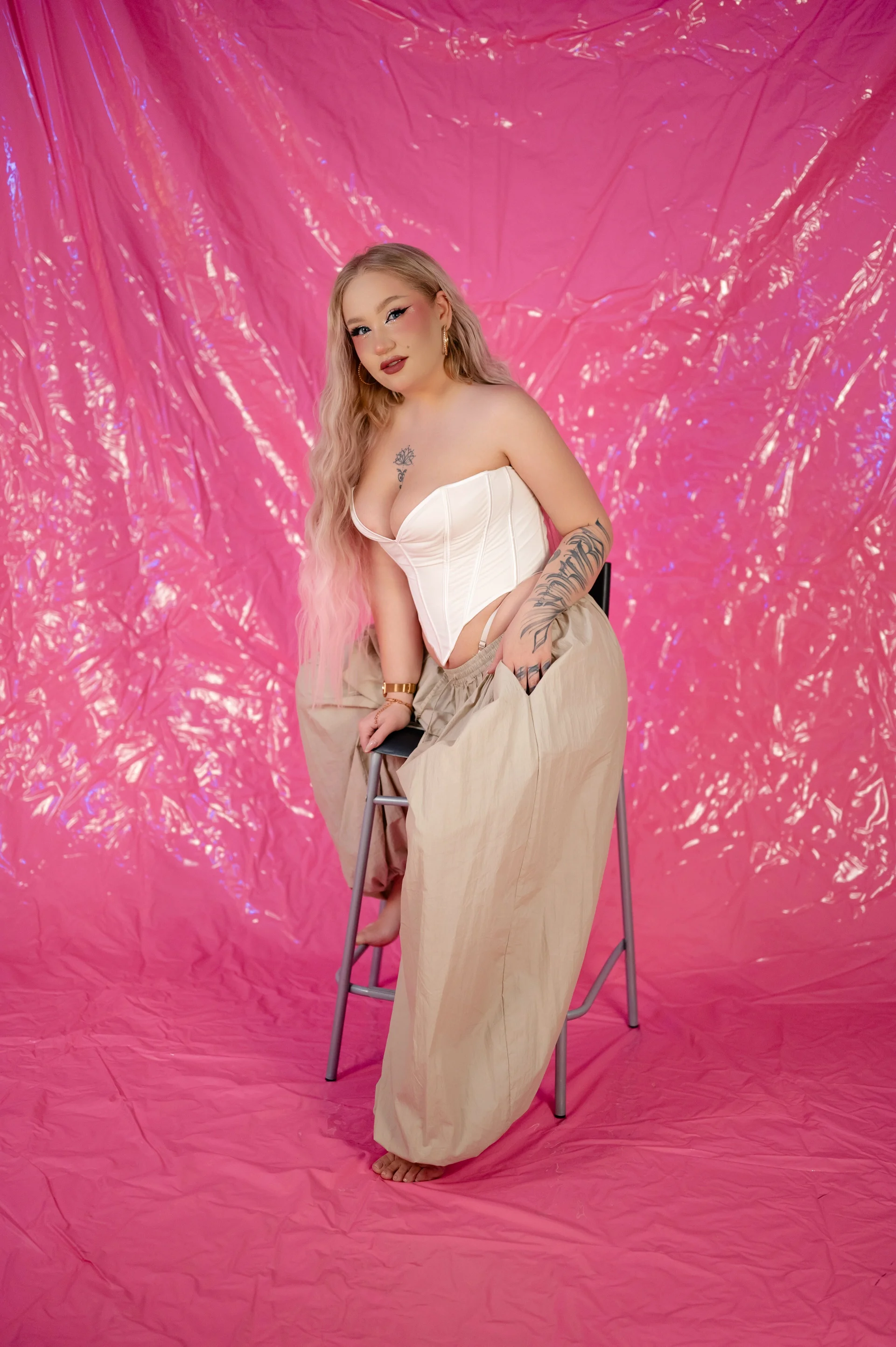 XXX Porn Photo of Nude CruelladeVile 4