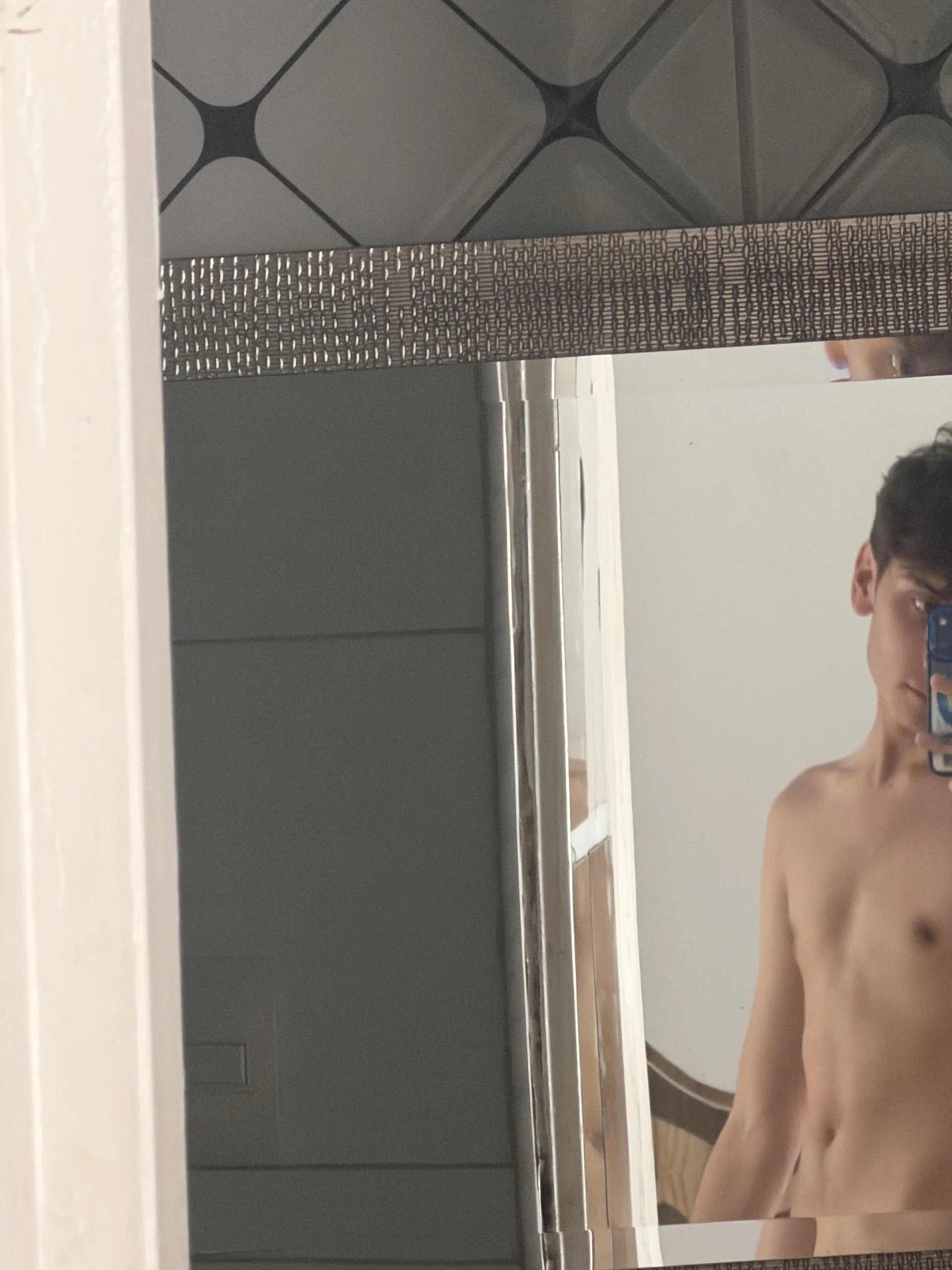 XXX Porn Photo of Nude young_liam 4