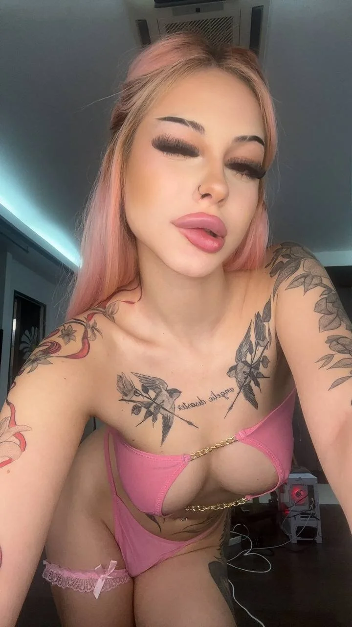 XXX Porn Photo of Nude ValerieIce 1