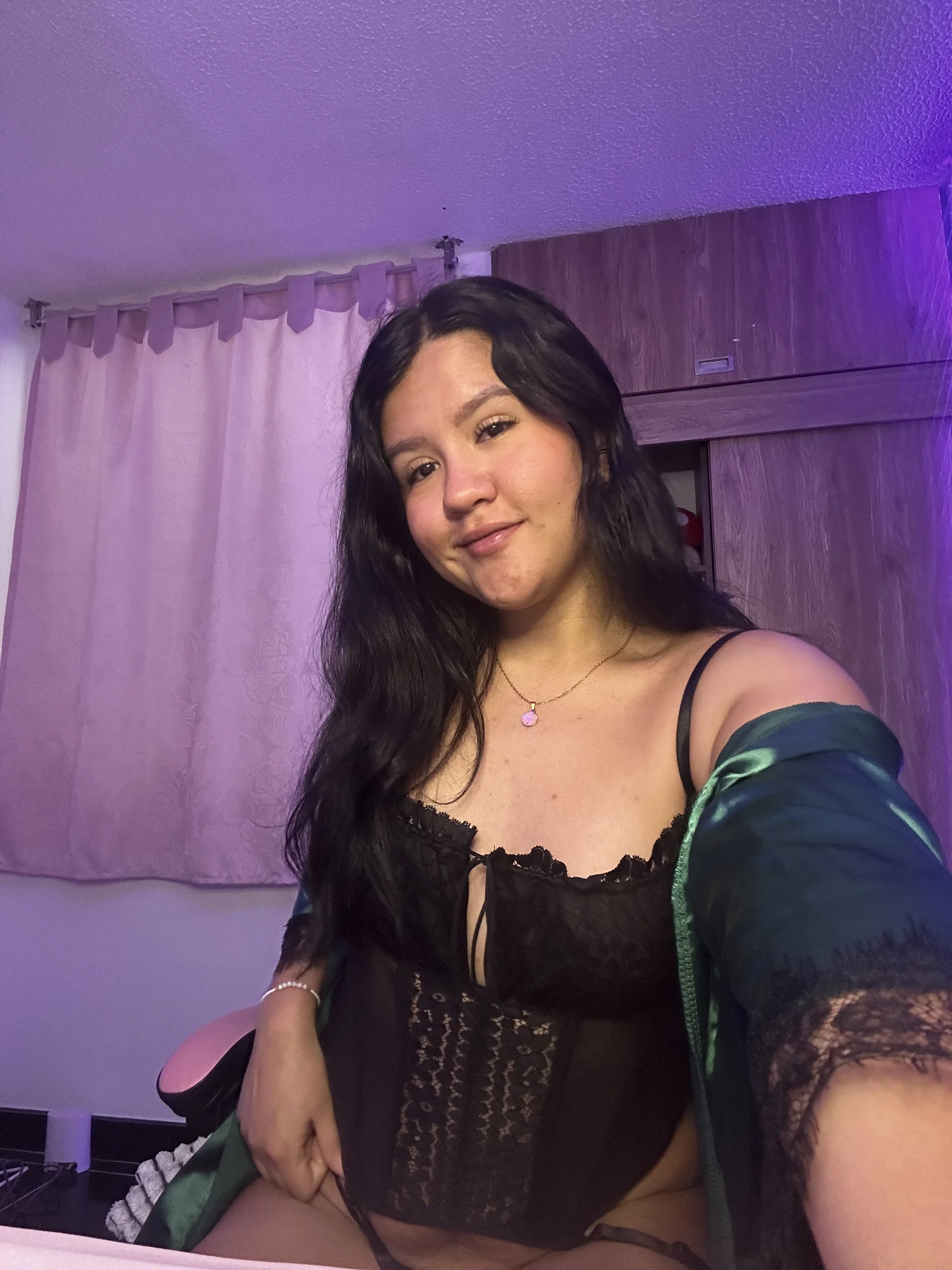 XXX Porn Photo of Nude Oliviawatson1 13