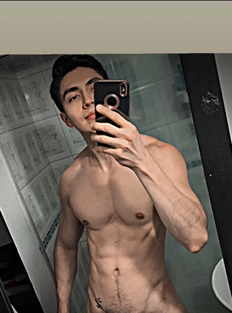 XXX Porn Photo of Nude JahsHot 8