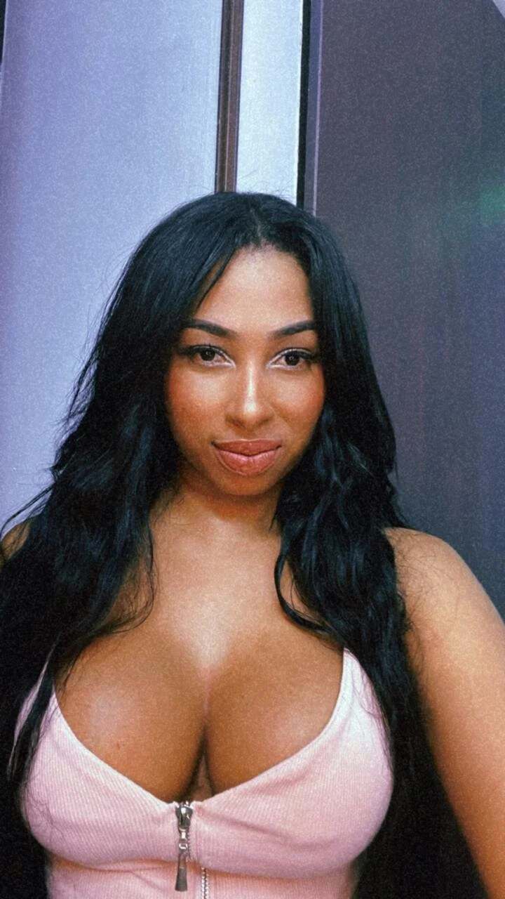 XXX Porn Photo of Nude RoxanaaSmiith 17