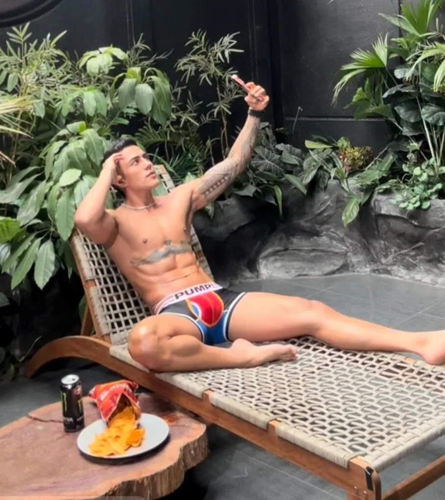 XXX Porn Photo of Nude aaron_bolt 4