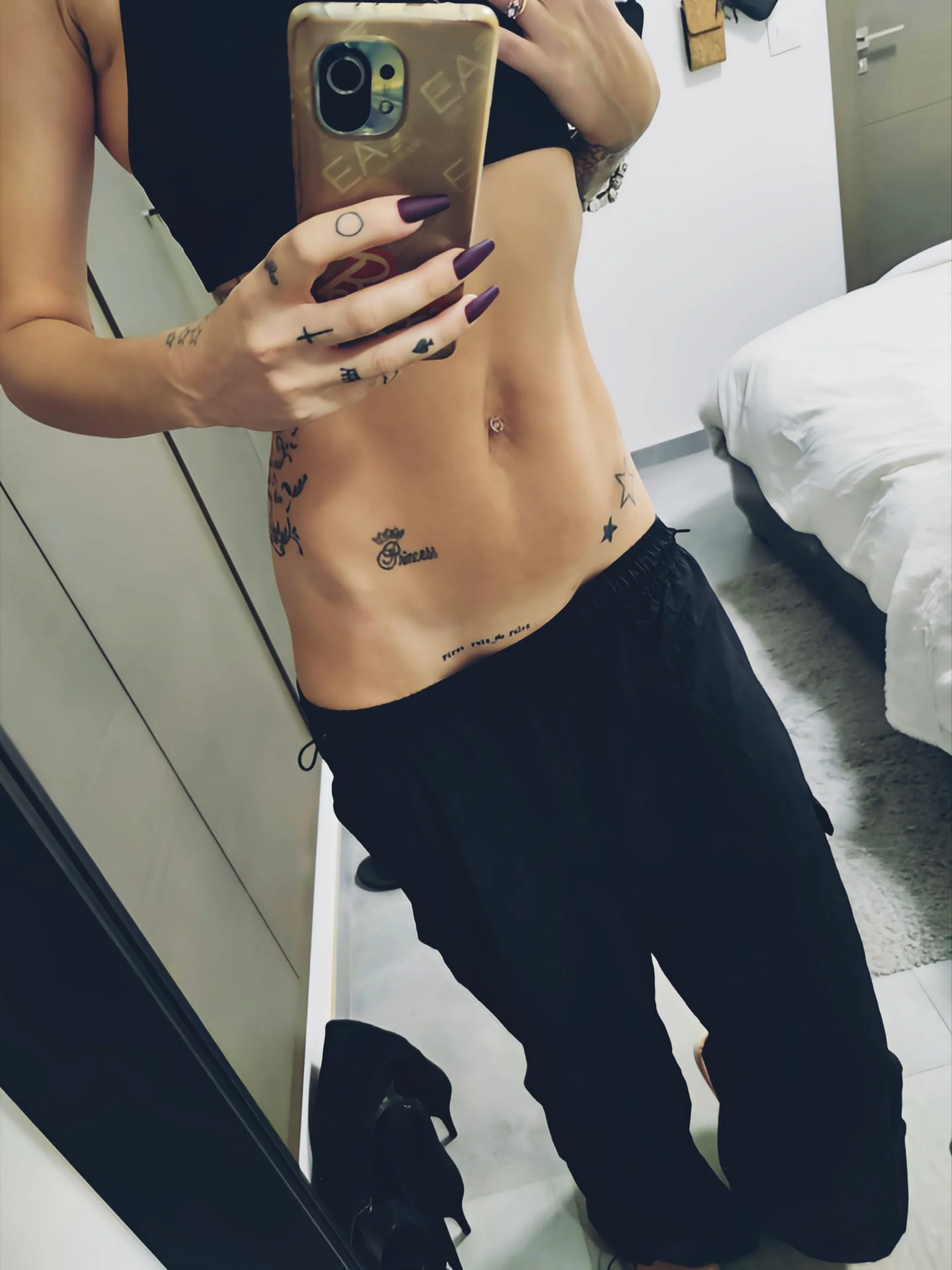 XXX Porn Photo of Nude UK_Tall_Barbie_Slut 2