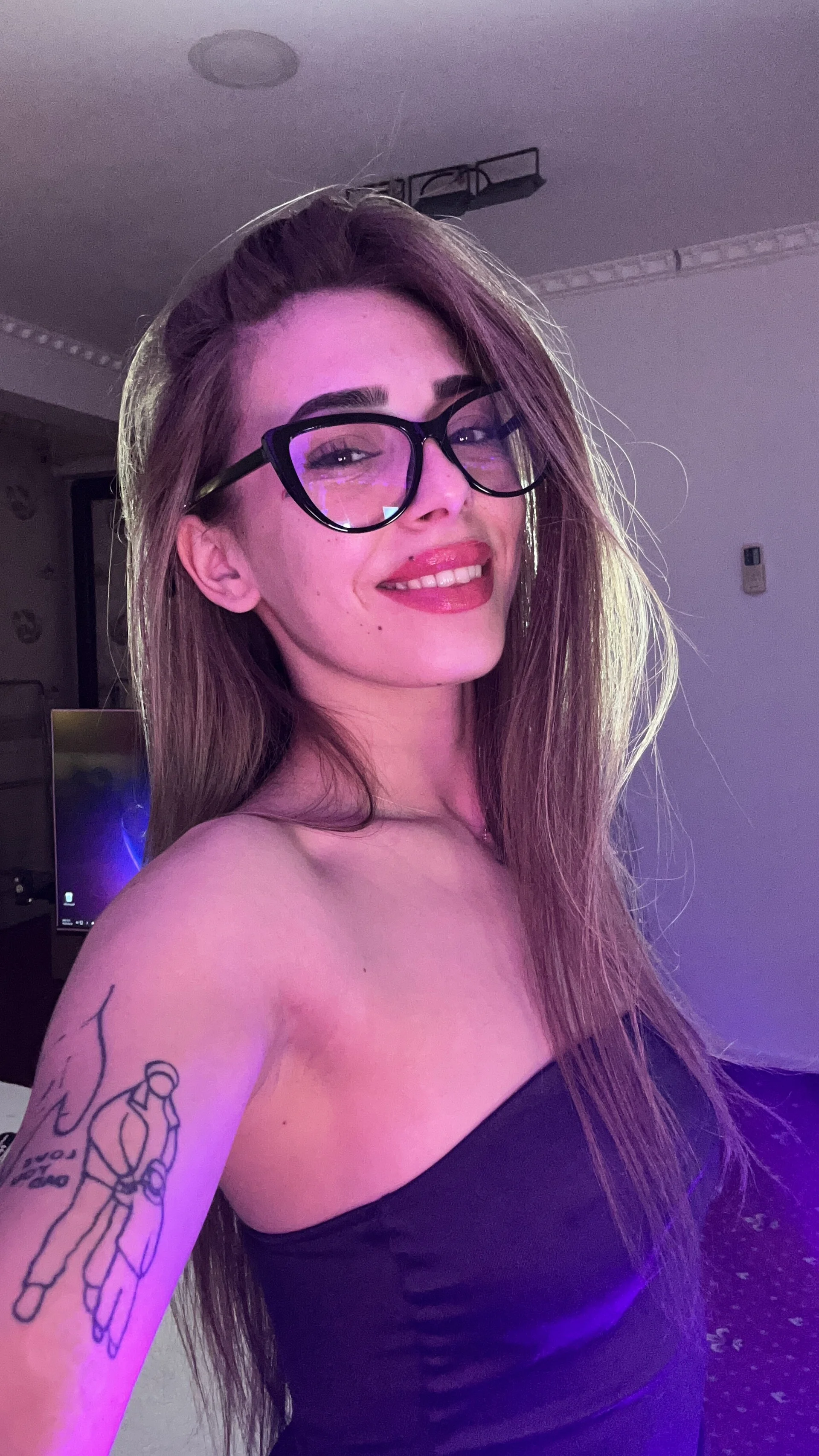 XXX Porn Photo of Nude Anya_Sky 13