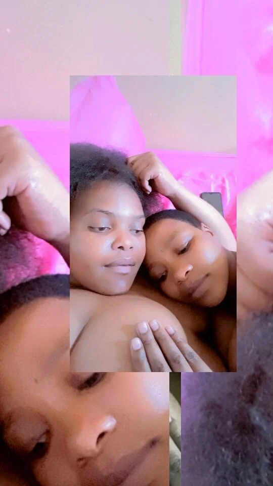 XXX Porn Photo of Nude Twin_lovers 6