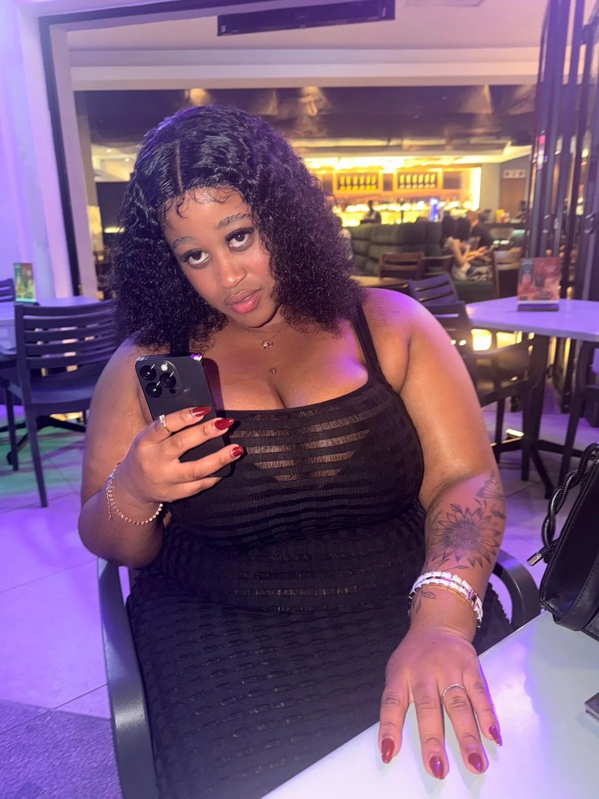 XXX Porn Photo of Nude CURVYBUBBLEZ 2