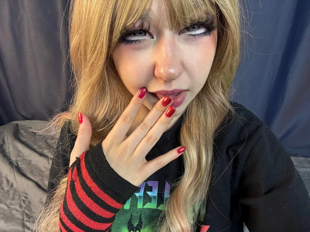 XXX Porn Photo of Nude CherryVessel 98