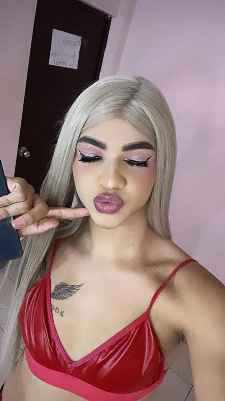 XXX Porn Photo of Nude Queens_Wonders_Blonders 10