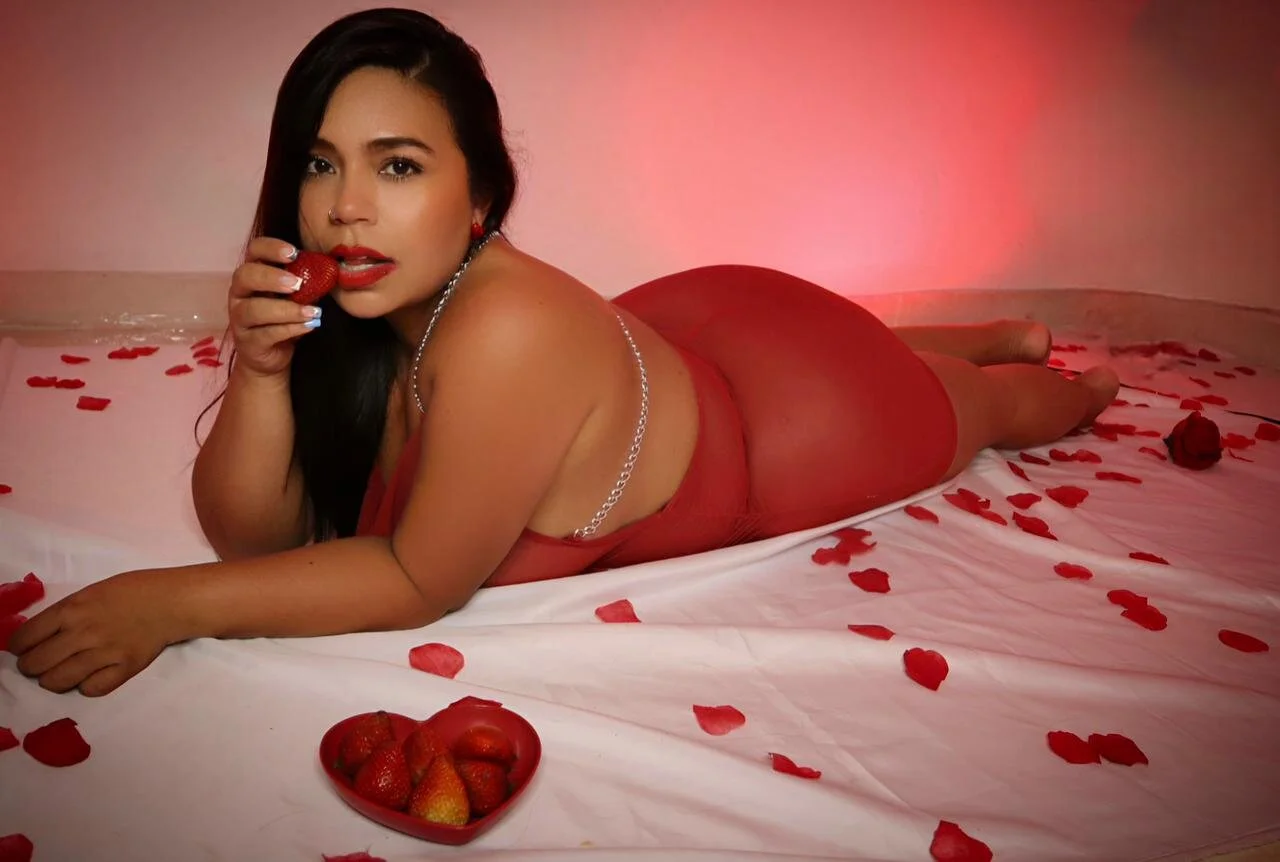 XXX Porn Photo of Nude Catilica__sweetx 10